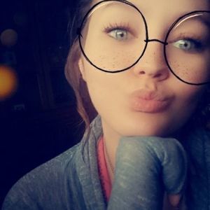 Meet your Posher, Deana